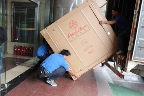 长寿钢琴贵重工艺品无忧运